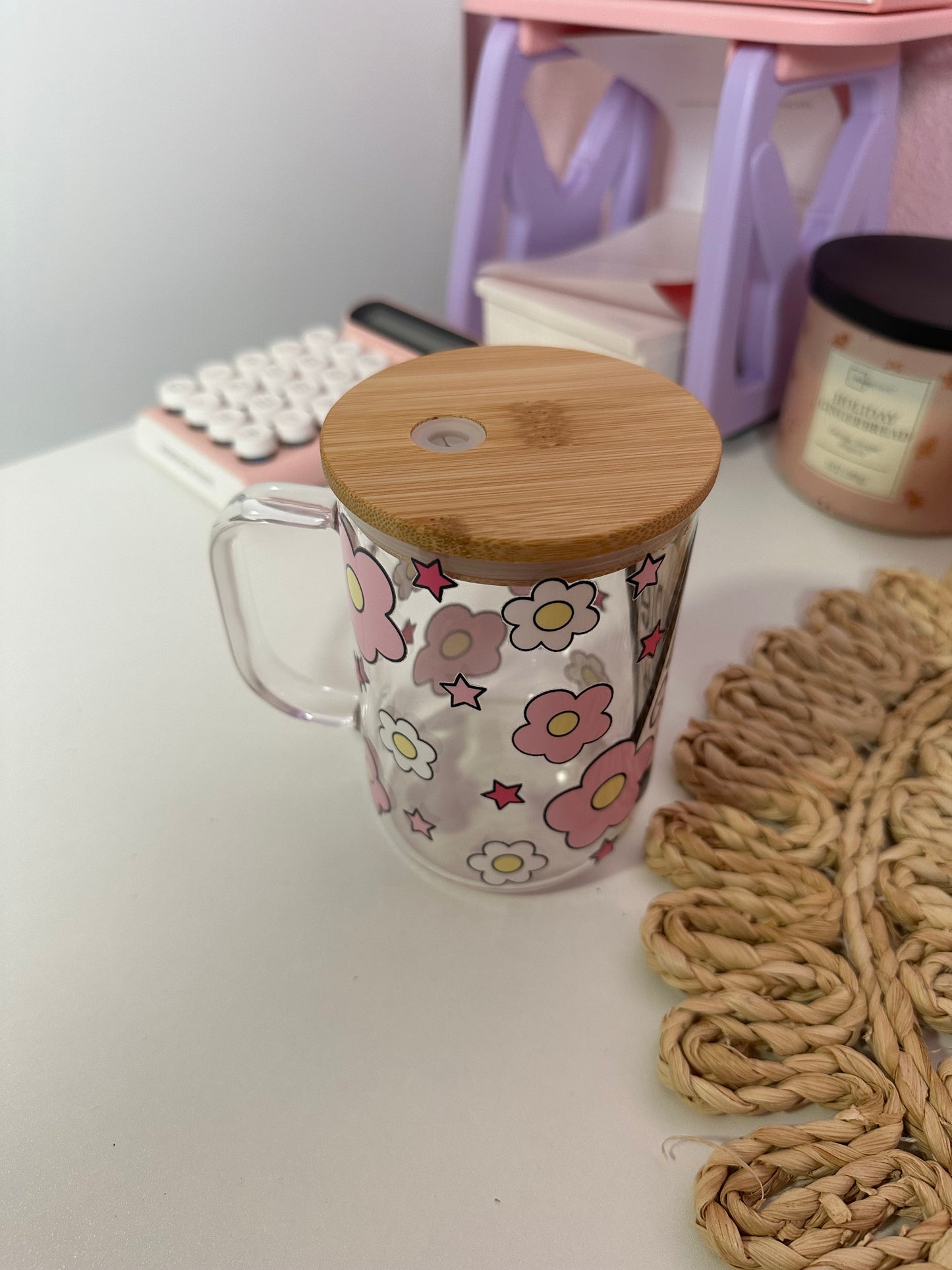 Kindle Lover Glass Cup / Books and Coffee Cup / Gifts for Her / Book Lover Gifts / Iced Coffee Cup / Book Gifts