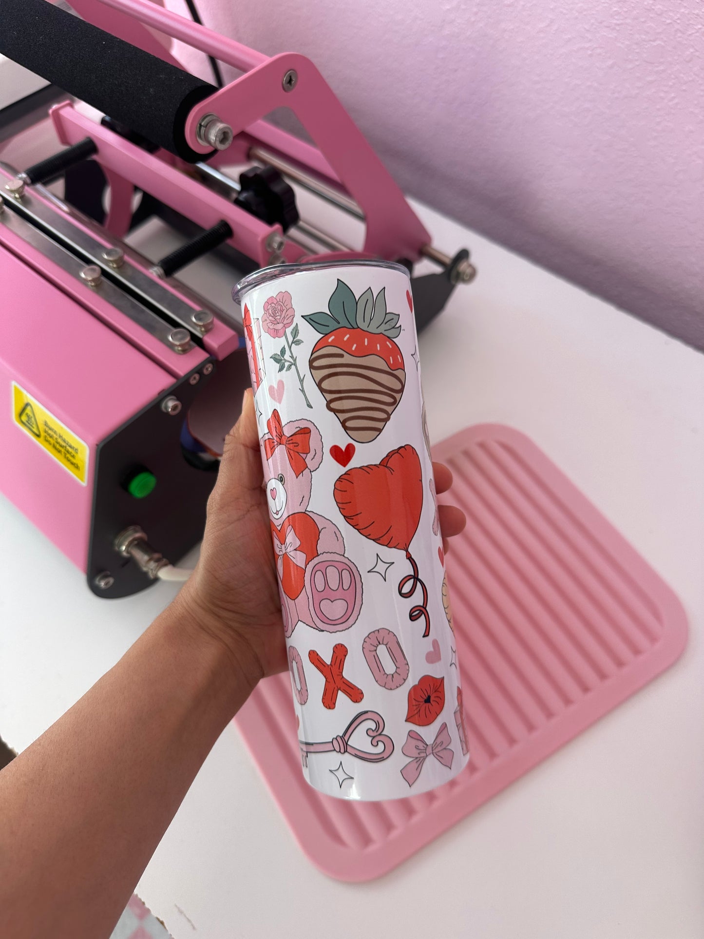 Cute bear Valentine’s tumbler, Romantic coffee tumbler, Adorable Valentine’s Day gift, stainless steel cup, cute gift