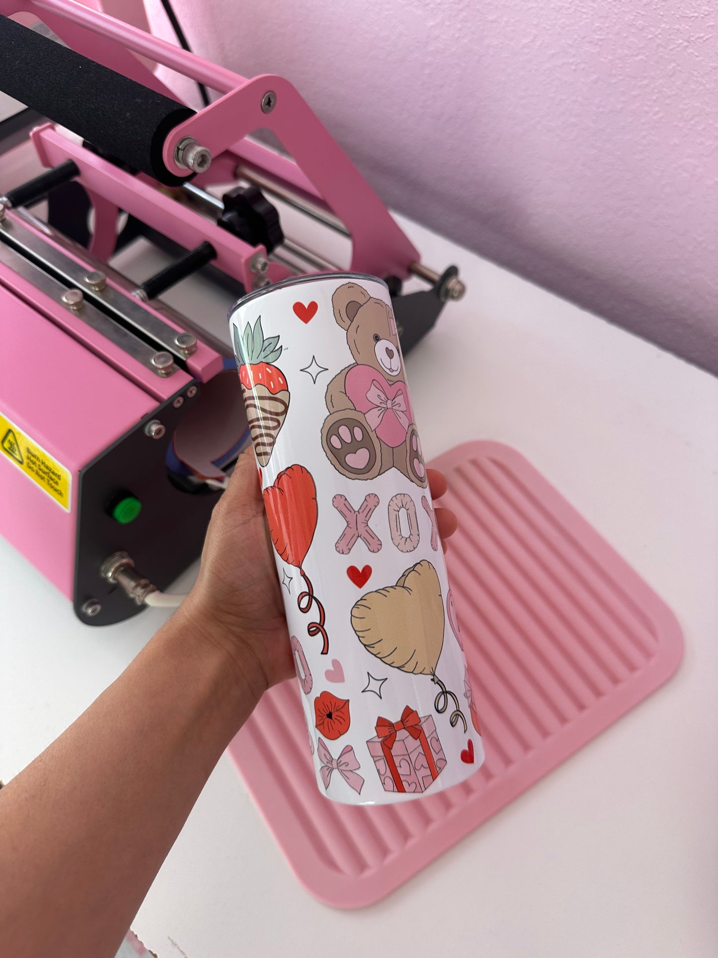 Cute bear Valentine’s tumbler, Romantic coffee tumbler, Adorable Valentine’s Day gift, stainless steel cup, cute gift