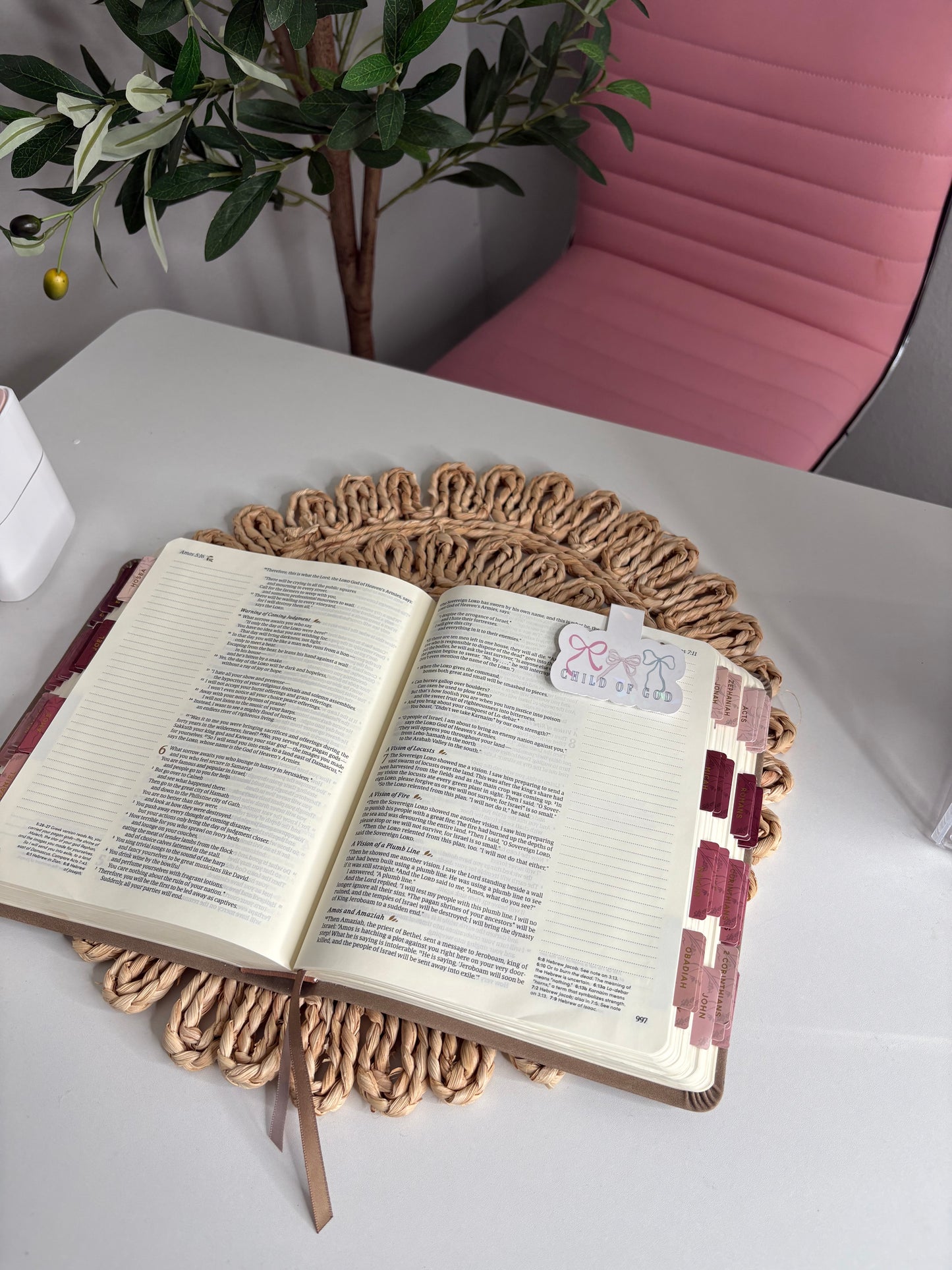 Faith-based magnetic bookmarks