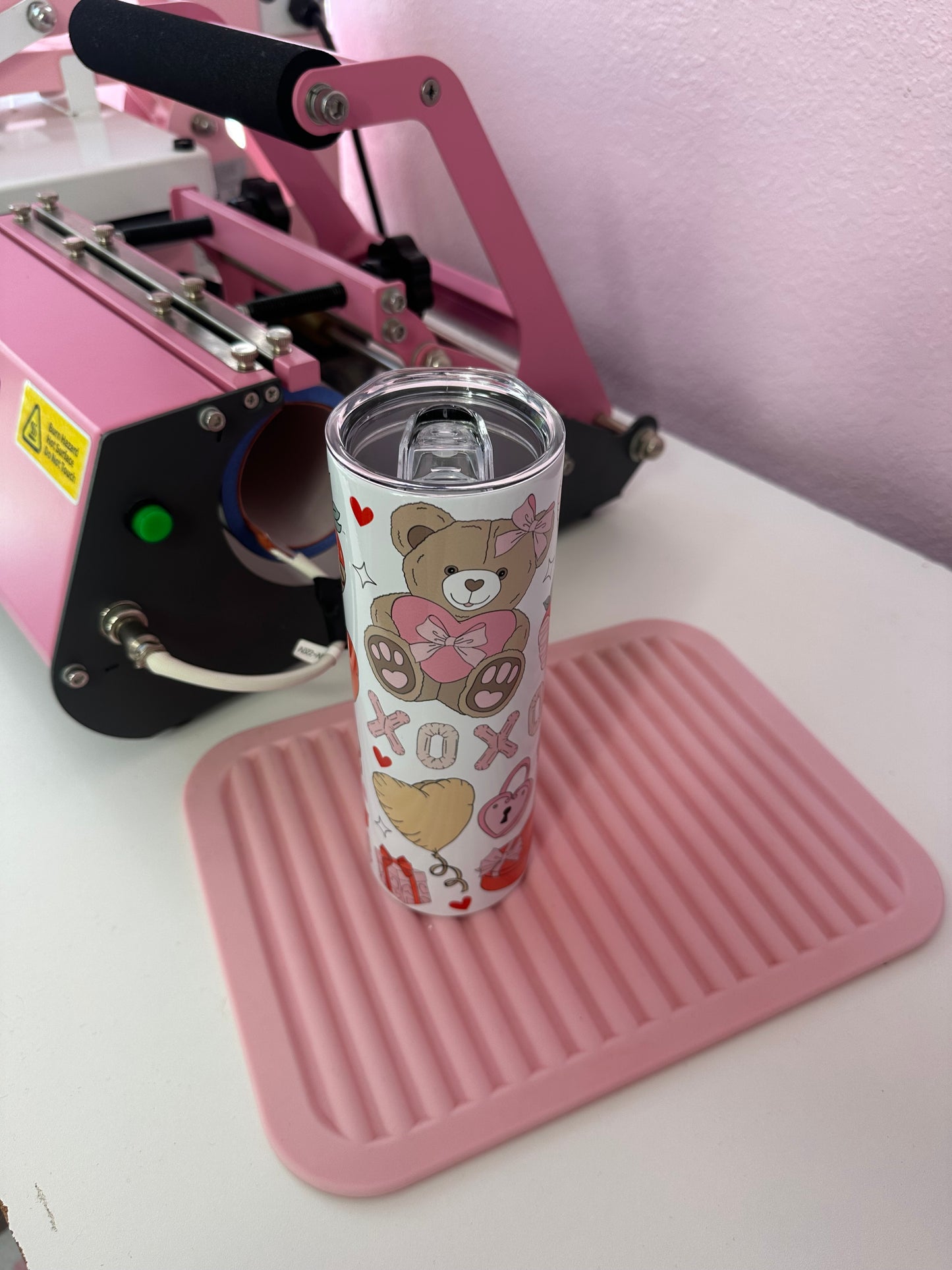 Cute bear Valentine’s tumbler, Romantic coffee tumbler, Adorable Valentine’s Day gift, stainless steel cup, cute gift